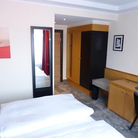 Hotel Roshop Barnstorf Екстериор снимка