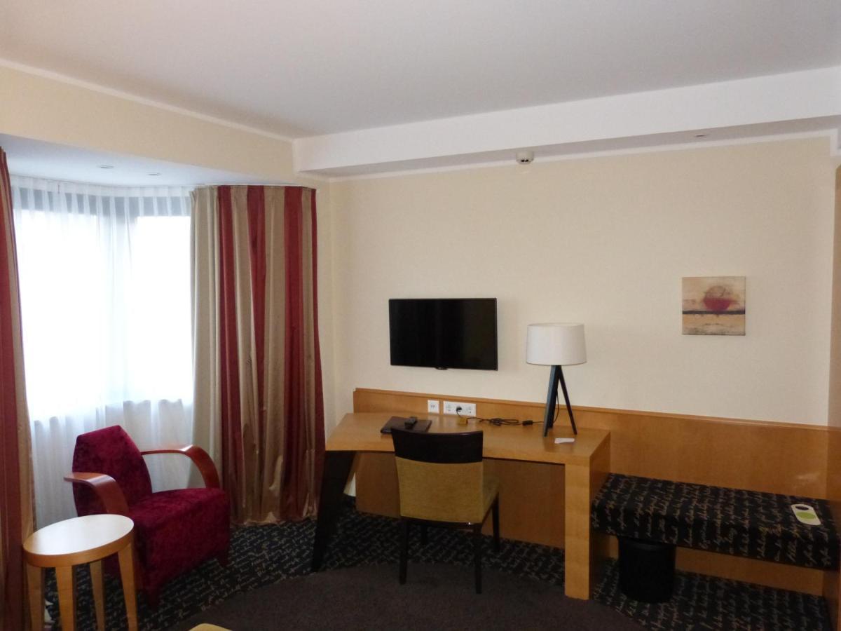 Hotel Roshop Barnstorf Екстериор снимка