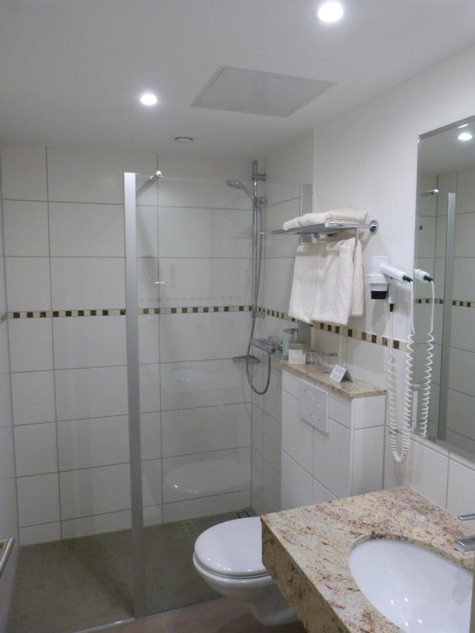 Hotel Roshop Barnstorf Екстериор снимка