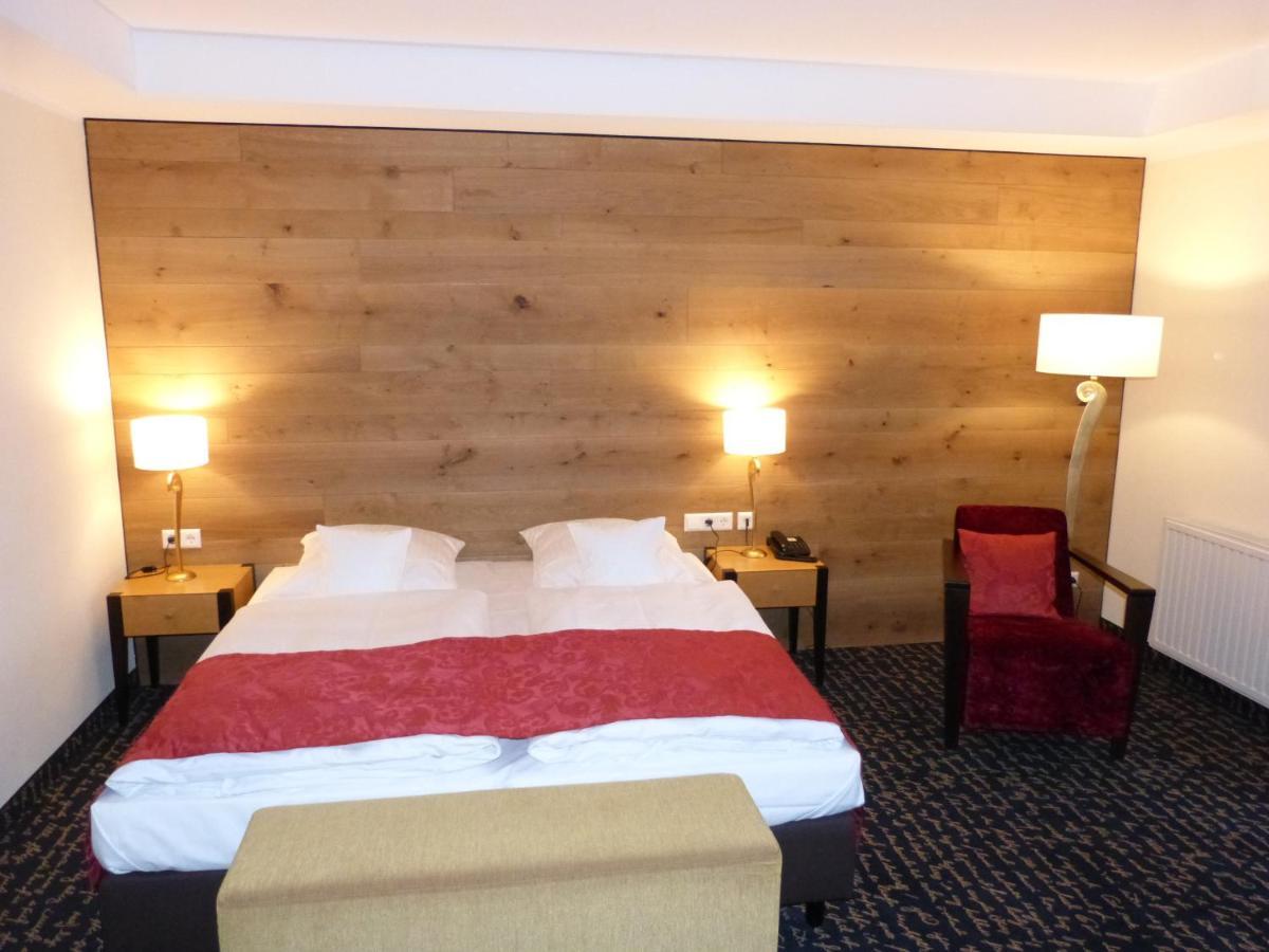 Hotel Roshop Barnstorf Екстериор снимка