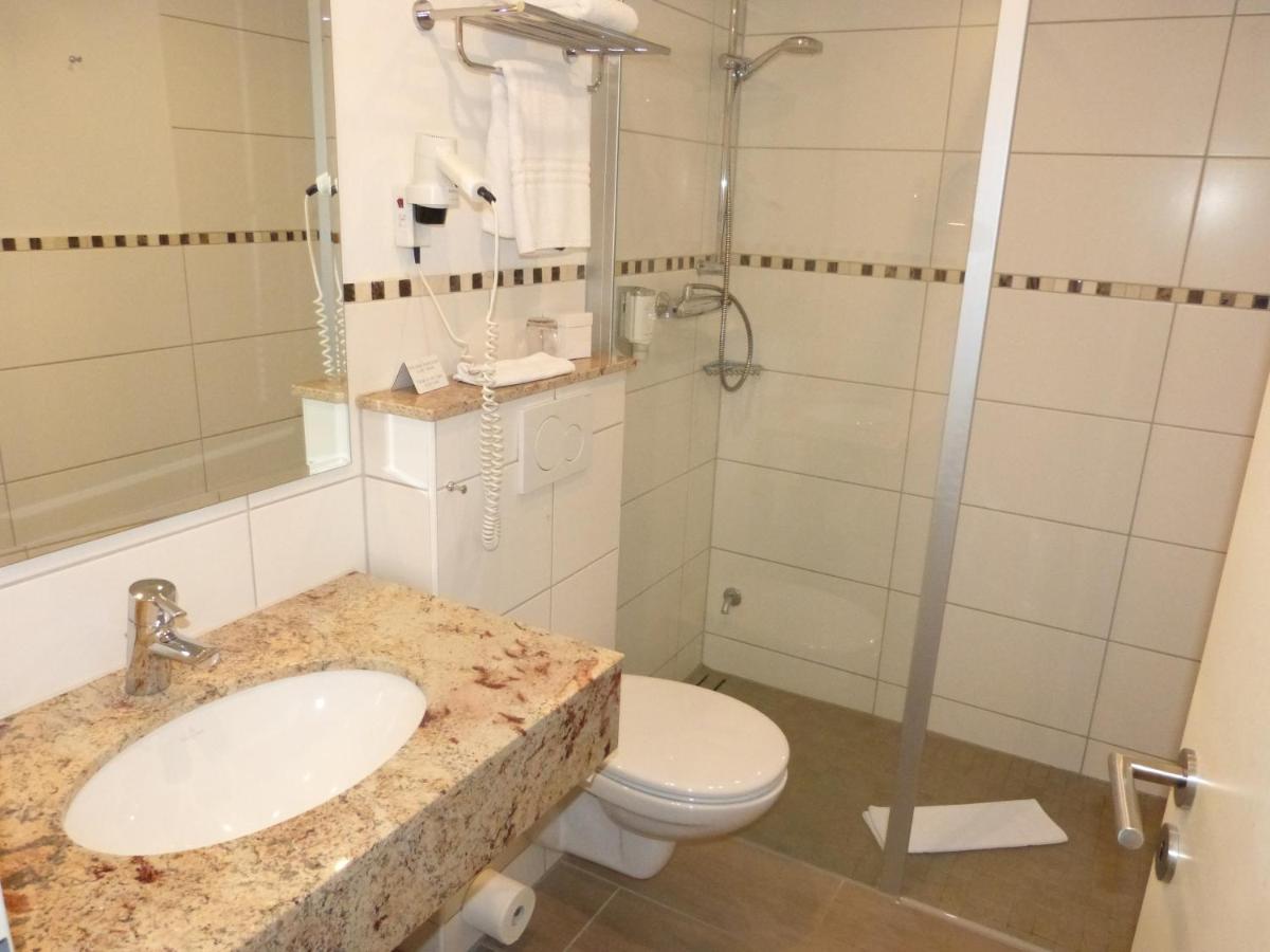 Hotel Roshop Barnstorf Екстериор снимка